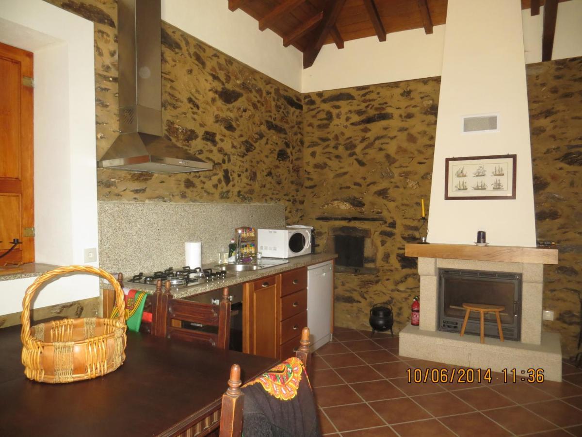 Casa Da Avó, Campo A 2 Kms Do Mar *